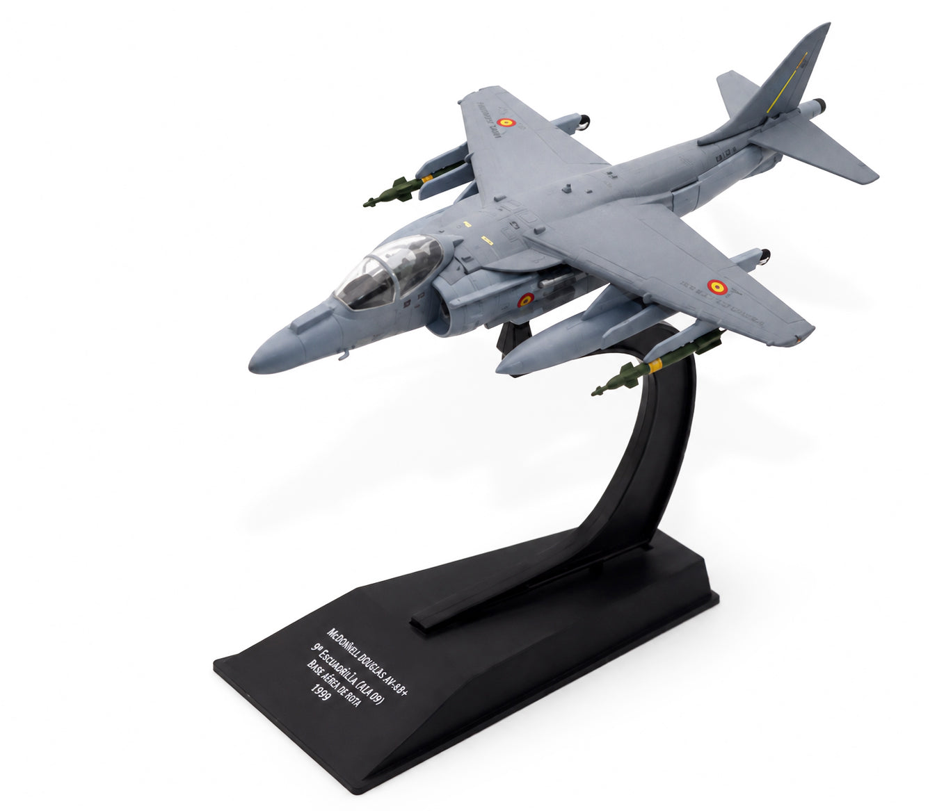 AV-8B Harrier | Escala 1:100