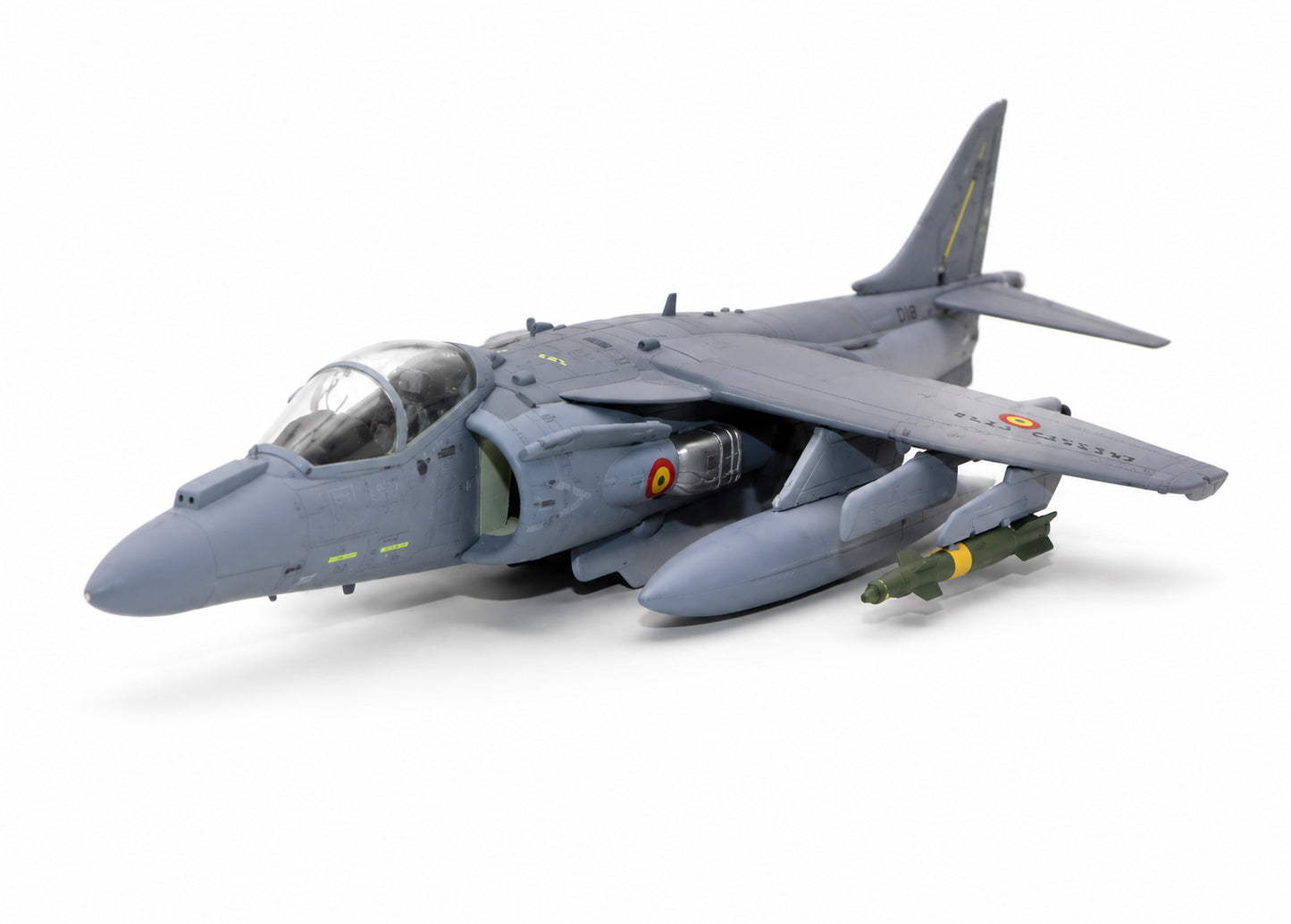 AV-8B Harrier | Escala 1:100